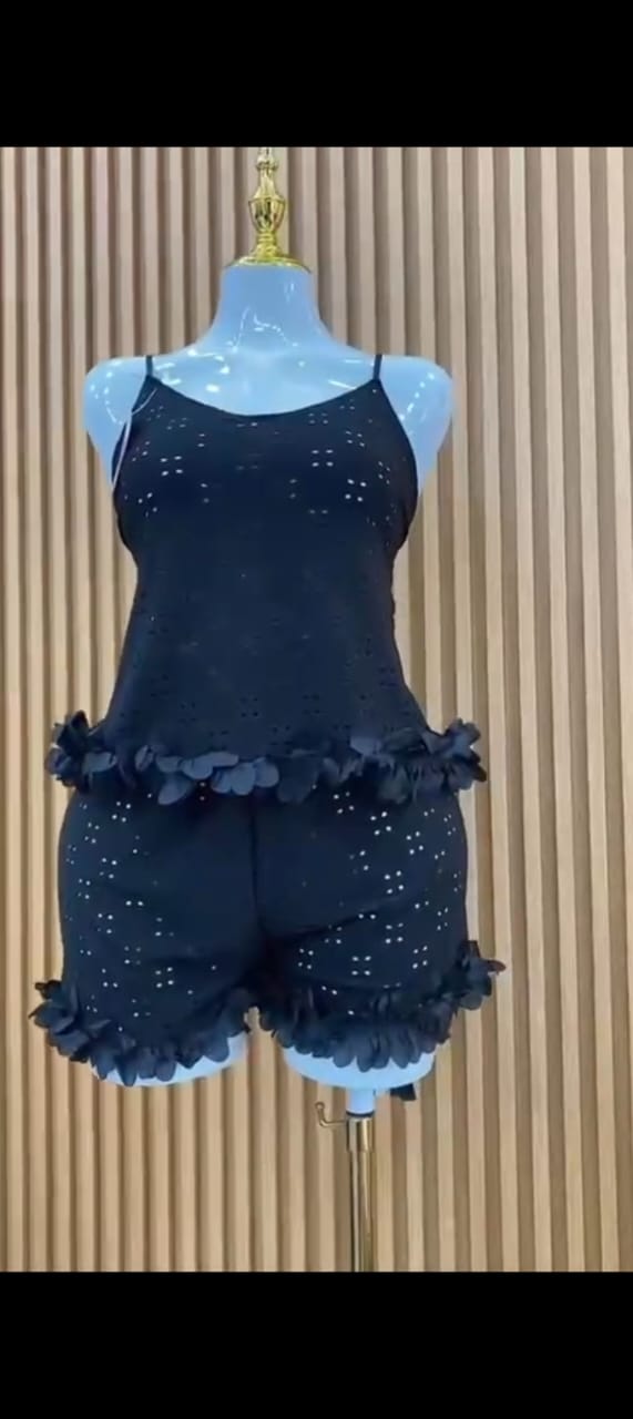 Ensemble Pyjama Broderie Anglaise - Débardeur et Short – Image 5