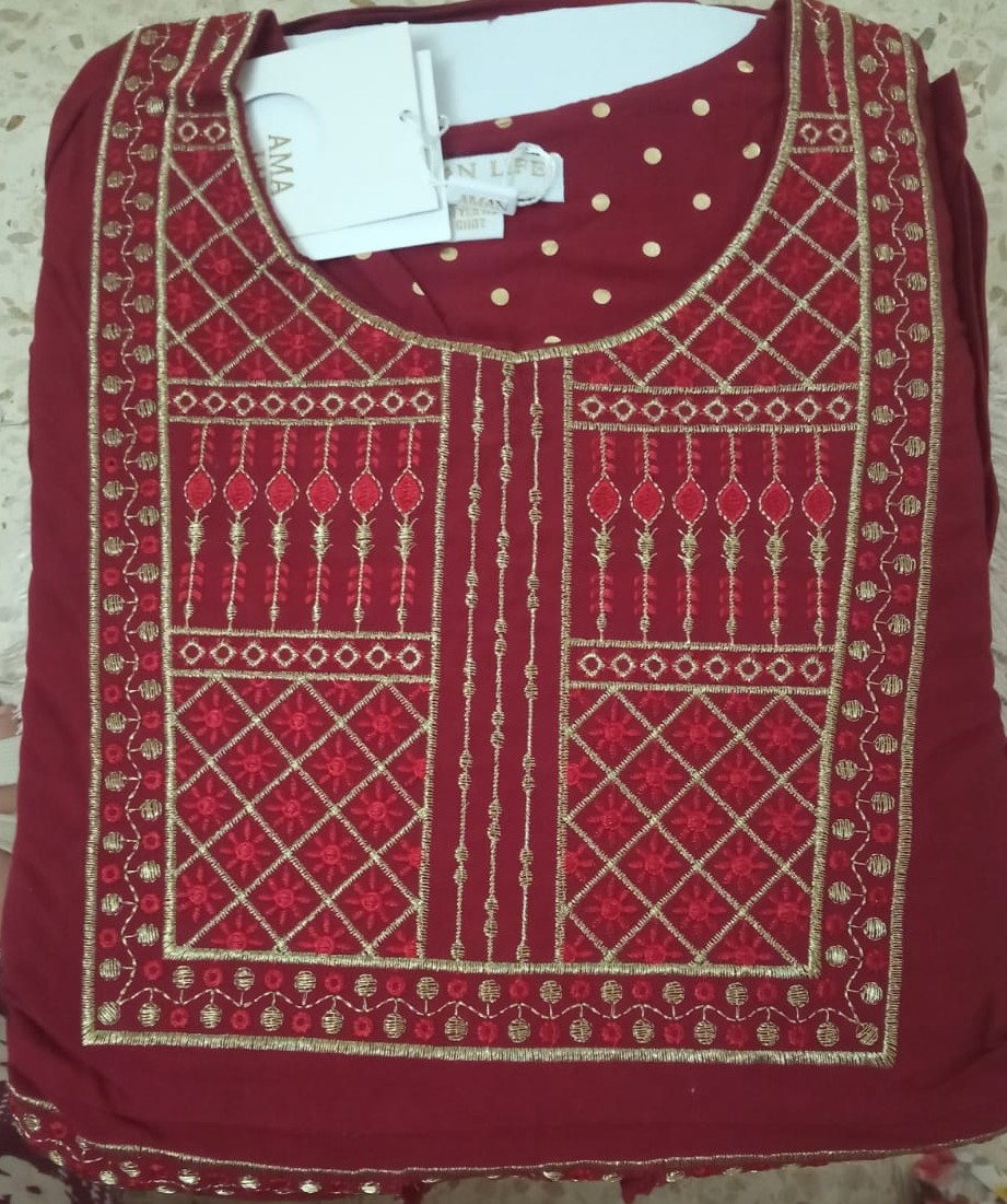 Robe Longue Brodée - Manches Cloche – Image 4